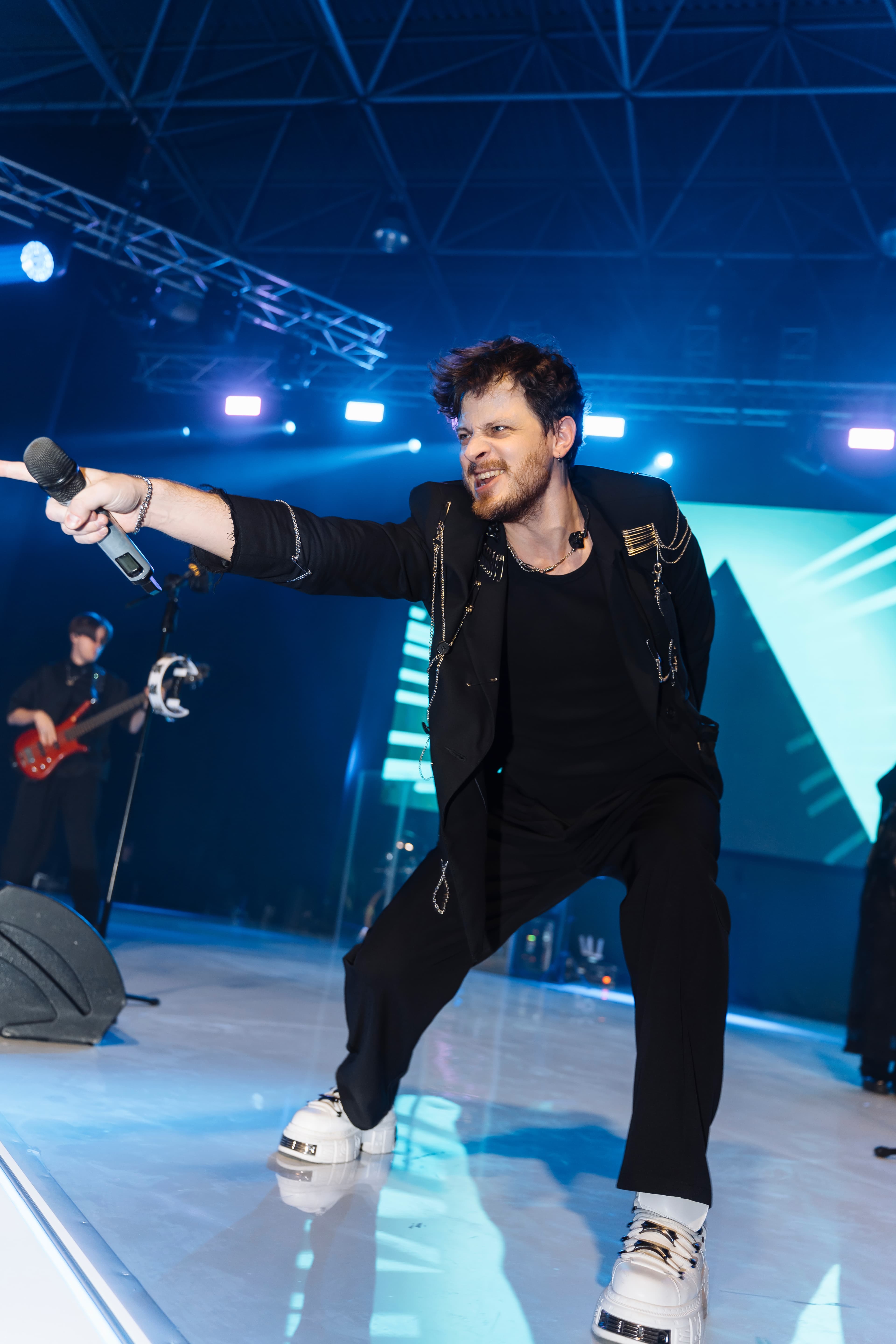 Выступление группы Men's Band